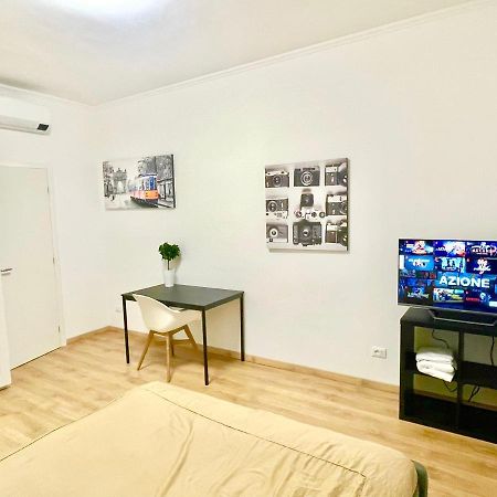 Camera Con Bagno Privato - Zona Bocconi Мілан Екстер'єр фото