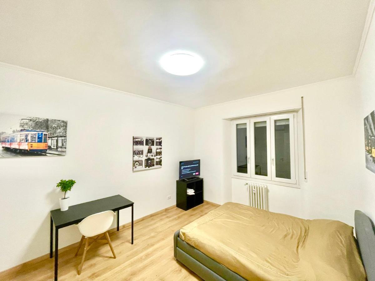 Camera Con Bagno Privato - Zona Bocconi Мілан Екстер'єр фото